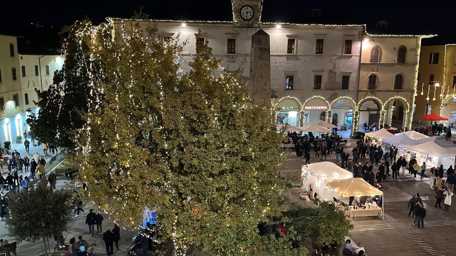 Ferienwohnung Piazza Arnolfo 1932 Colle di Val d'Elsa Exterior foto